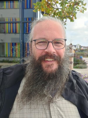 Herr Knauer, Lehrkraft