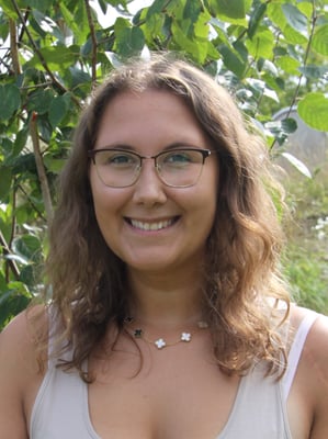 Frau Röttger, Lehrkraft