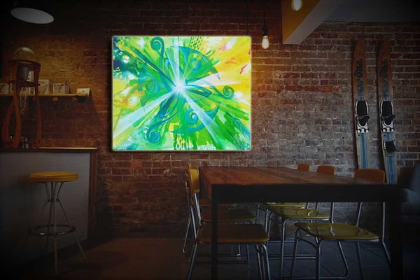 Lichtbild an Wand Trinity