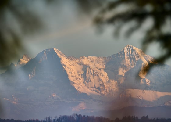 Blumer Emil - Durchblick auf Berge