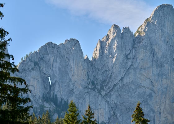 Blumer Emil - Sicht durch den Fels