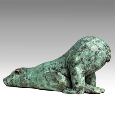 Willemien Fransen Bronze sculpture Polar Bear 70x35 cm