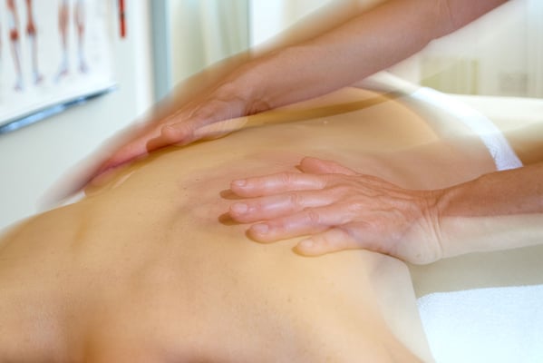 Dynamische Wirbelsäulentherapie auf dem Schwingkissen in der Gesundheits-Oase Endingen, Nähe Bad Zurzach, Lengnau, Döttingen, Würenlingen und Ehrendingen