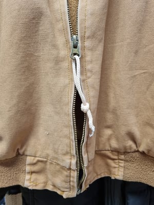 Reißverschluss repariert