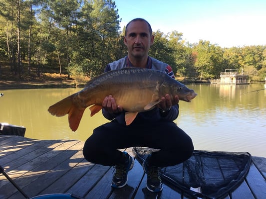 camping peche dordogne bergerac cabane sur l'eau
