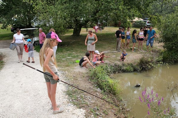 etange de peche dordogne