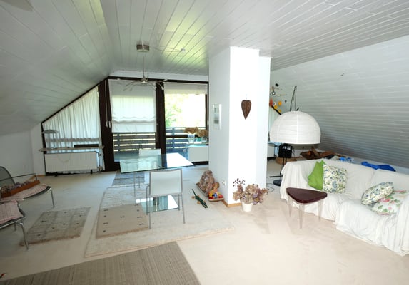 Wohn-/Esszimmer im DG