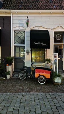 Auf ein Eis in Elburg