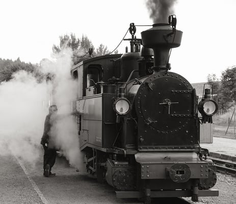 Ein ganzes Wochenende lang steht Lohsdorf wieder mächtig unter Dampf - und das bei bestem Sommerwetter.