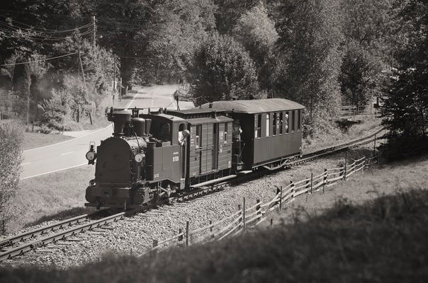 Der Zug beim Verlassen des Bahnhofs Lohsdorf, 31.08.2019