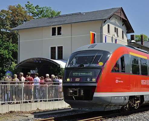 Auf der Zugzielanzeige stand "U28 1. Vlak / Zug". 