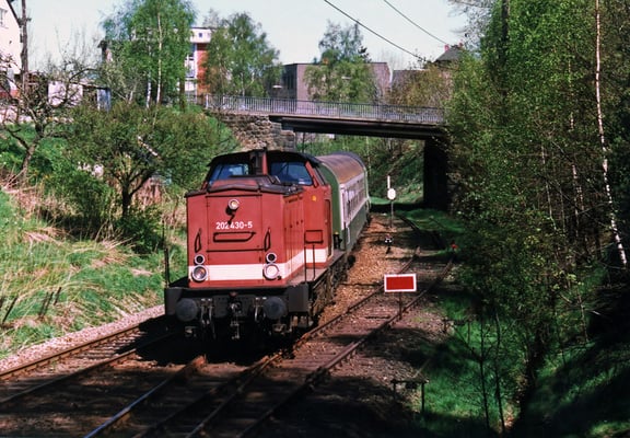Einfahrt Sebnitz aus Richtung Neustadt, Aug.1998. Text & Foto: Archiv Axel Förster, digitale Aufbereitung: J. Vogel