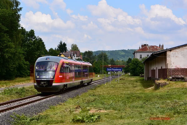 Rückfahrt von Dolni Poustevna (Nieder Einsiedel) nach Sebnitz. Rbz 95980 bei der Abfahrt. 17.06.2014. Foto: Axel Förster
