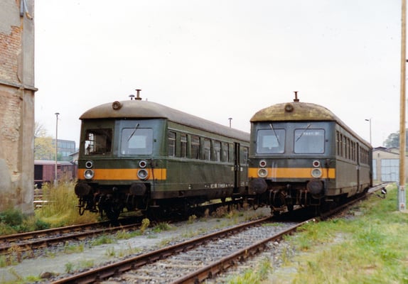 Zwei Leipziger Steuerwagen abgestellt in Neustadt / Sachsen in Höhe des ehemaligen Wasserhauses. 