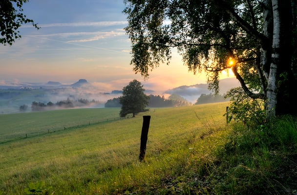 Nach einem Sommergewitter. Blick vom Adamsberg bei Altendorf in die Sächsische Schweiz. 