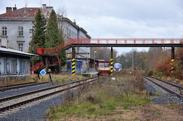 Regio Shark und Brotbüchse in Dolni Poustévna. 03.11.2013