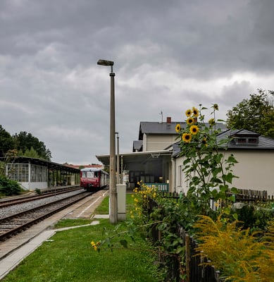 In Sebnitz wartet der LVT auf seine Fahrgäste, 15.09.2012