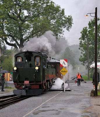 Einfahrender Zug aus Richtung Hohnstein. 27.08.2011