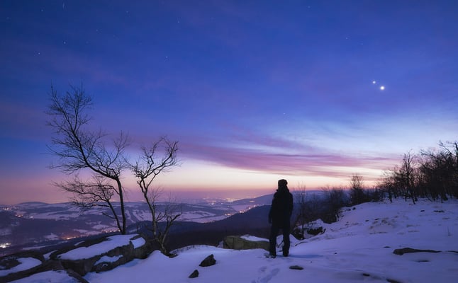 Winternacht auf dem Hohen Schneeberg (Děčínský Sněžník, 723m) und mit Jupiter und Venus in trauter Zweisamkeit. 