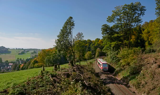 RS 1 von Neustadt nach Sebnitz oberhalb von Schönbach. September 2017.