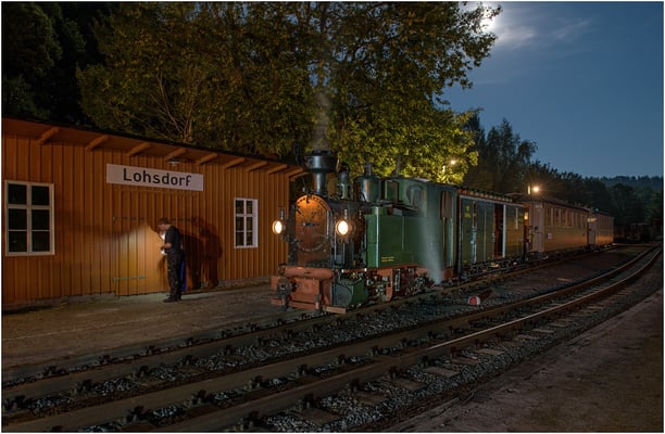 ... und der Letzte macht das Licht aus. Hoffen wir auf eine Wiederholung dieses tollen Ereignisses, beim nächsten Mal dann bitte mit der ersten Ausfahrt in Richtung Schwarzbachtal - sofern denn die Politik mitspielt...