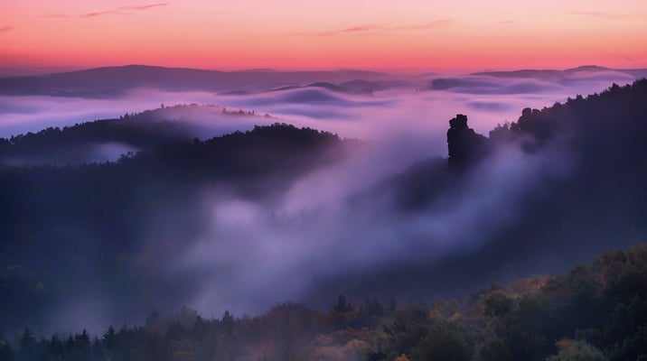 Herbstmorgen mit fantastischer Nebellage am Gohrisch.