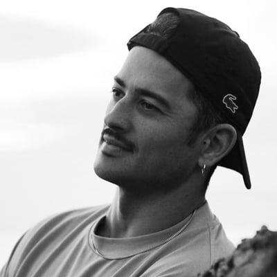 TONY LEYVA. Coreógrafo. Ayudante de dirección