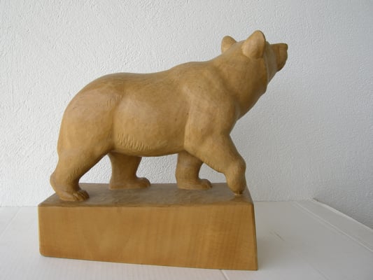 Braunbär Holzskulptur