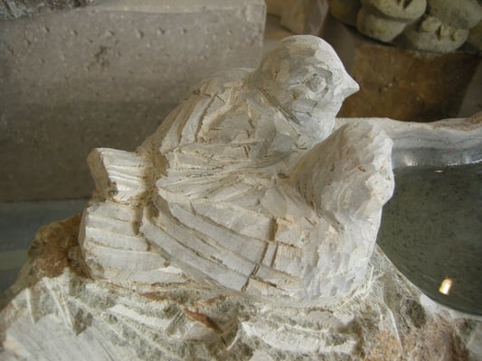 Vogeltränke Paul Widmer Bildhauer Uetliburg