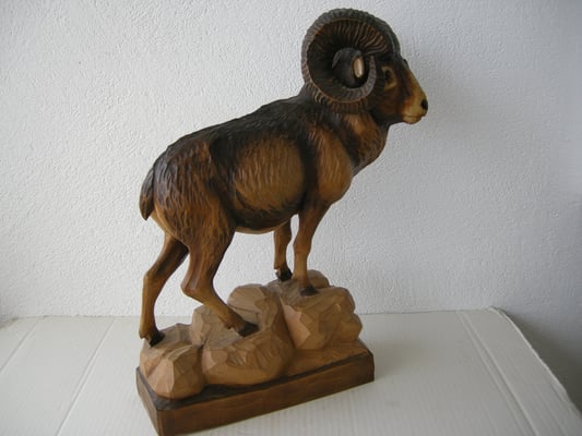 Widder Holzschnitzerei