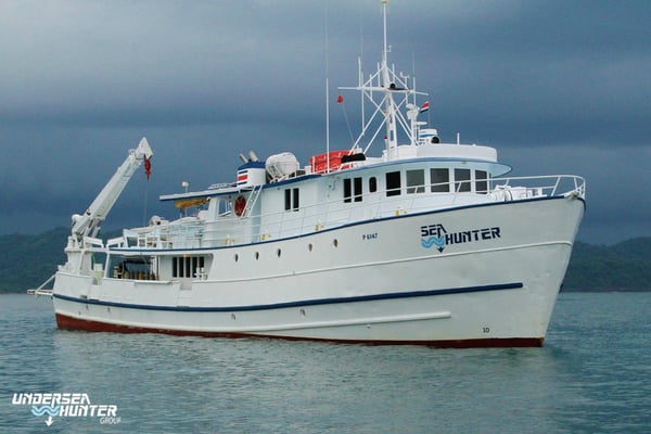 Schiff Seahunter auf der Kokosinseln, ©Underseahunter Group