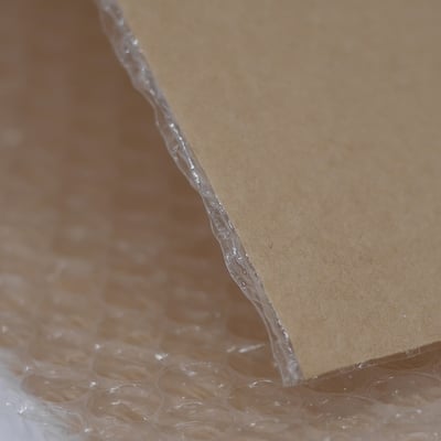 クラフトエアセルの断面を拡大。