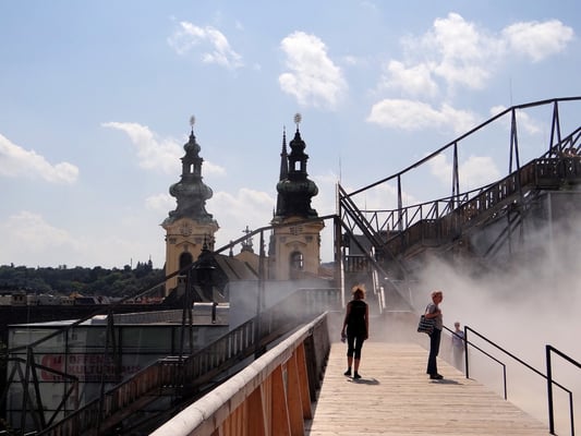 Nebelschwaden im Sommer