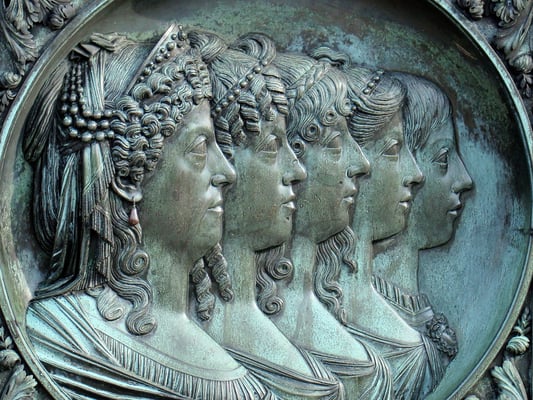 Denkmal  der Maria Carolina mit ihren Kindern