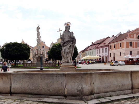 Brunnen mit der Statue der heiligen Margareta