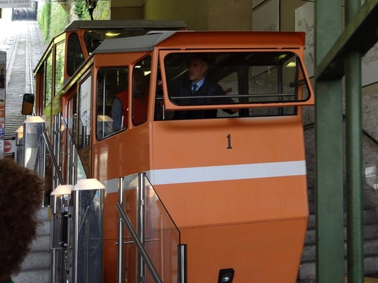 die Bergbahn Funiculare 