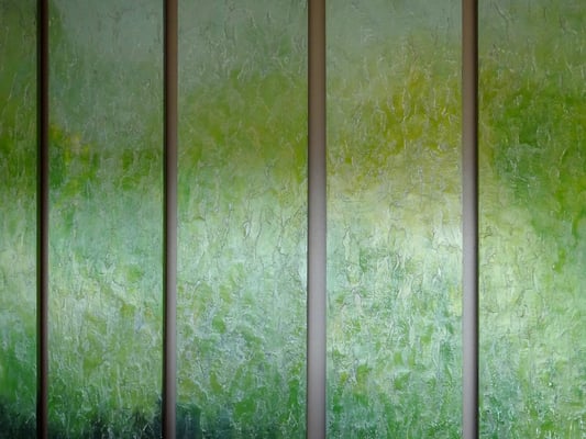 Wandvertäfelung im Restaurant