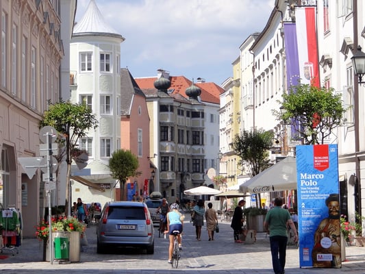 Blick in die Altstadt - Ehem. Kremsmünsterer Stiftshaus