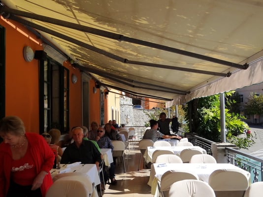 auf der Restaurantterrasse