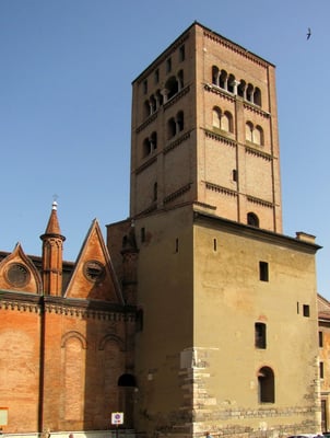 Glockenturm des Domes