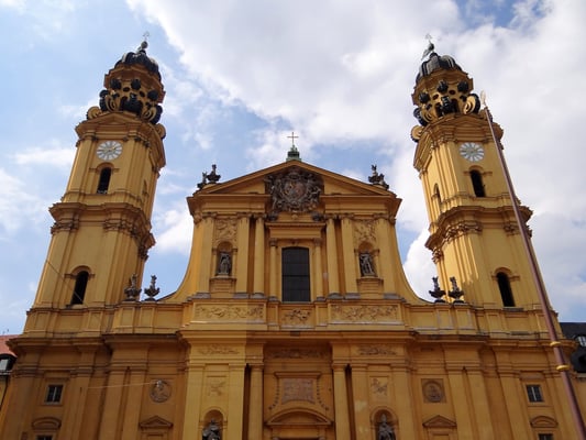 die Theatinerkirche St. Kajetan
