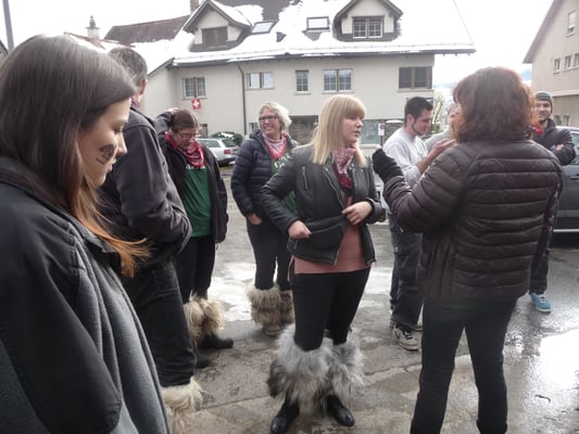 12.15 Besammlungszeit