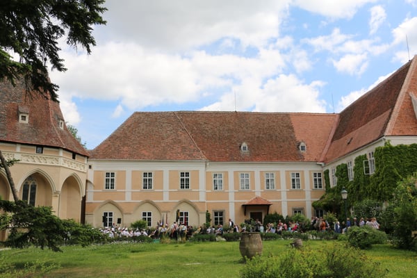 FESTMESSE UND FESTAKT