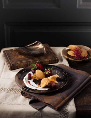 FALSTAFF BOOKAZINE STILLE NACHT FOTO: KONRAD LIMBECK