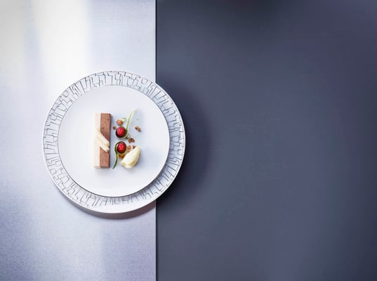 FALSTAFF BOOKAZINE GIN FOTO: KONRAD LIMBECK