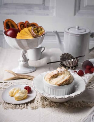 FALSTAFF BOOKAZINE STILLE NACHT FOTO: KONRAD LIMBECK