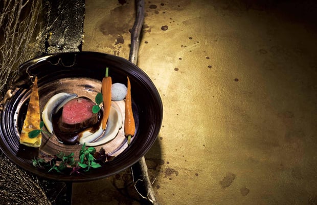 FALSTAFF MAGAZIN FESTTAGSMENÜ FOTO: KONRAD LIMBECK