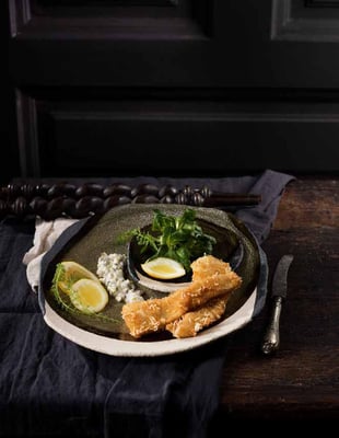 FALSTAFF BOOKAZINE STILLE NACHT FOTO: KONRAD LIMBECK