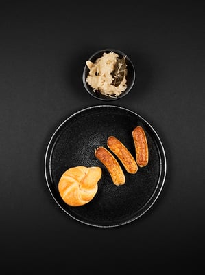 HERMANN FLEISCHLOS FOTO: PHILLIP HORAK CREATIVE PRODUCER: FLORENCE WIBOWO