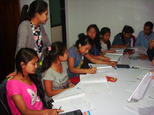 Des cours d'appui sont dispensés pour le soutien scolaire